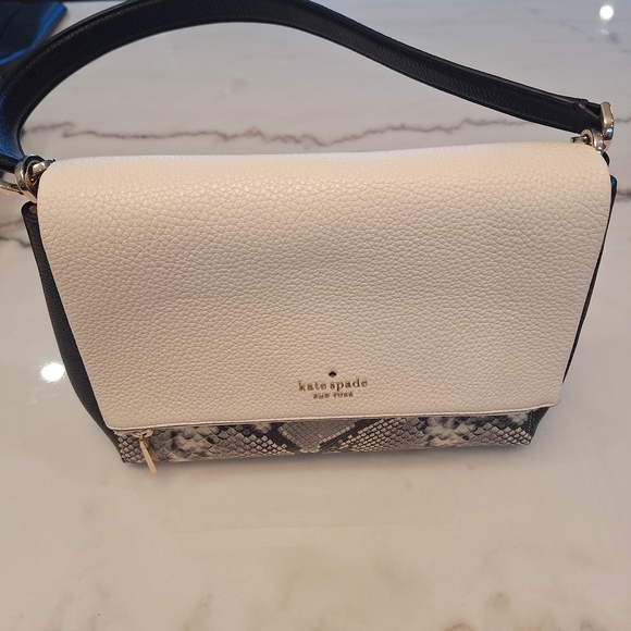 SOLD!!! NWOT Kate Spade Leila Med Snakeskin a Flap Shoulder Pebbled Leather Bag - Picture 3 of 9